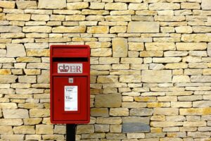 post-box-2691454_1280 Send my card for me